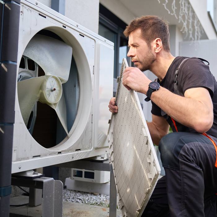 AC outdoor unit repair